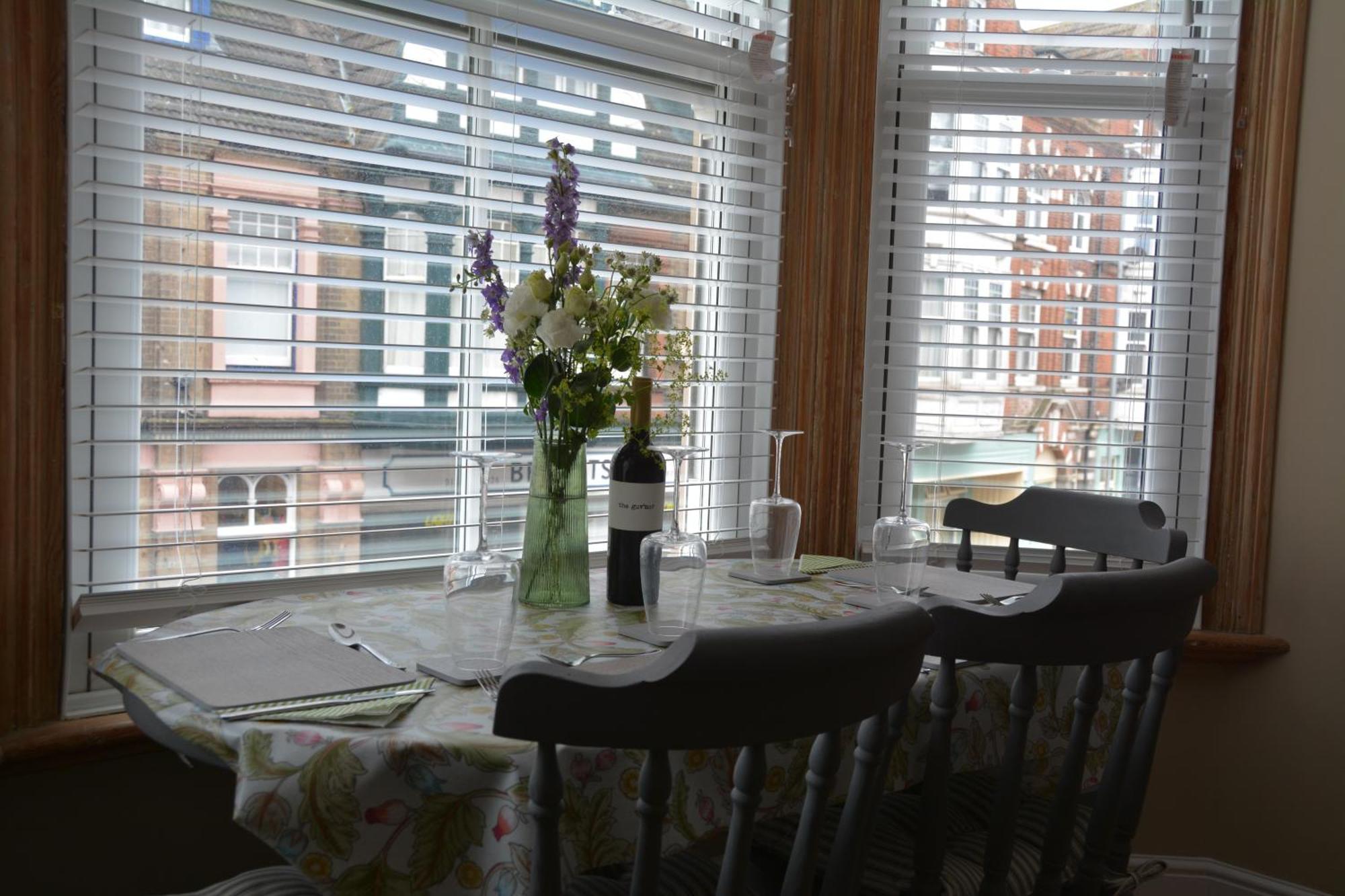 The Fabulous Number Two Apartment A Cosy Coastal Getaway Cromer Esterno foto